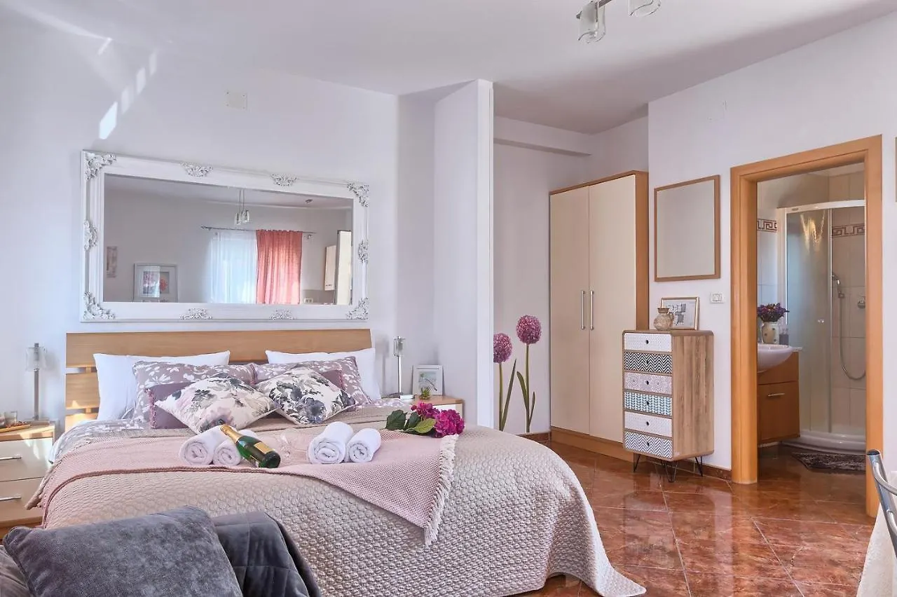 Gostinjska kuća Villa Mihaela